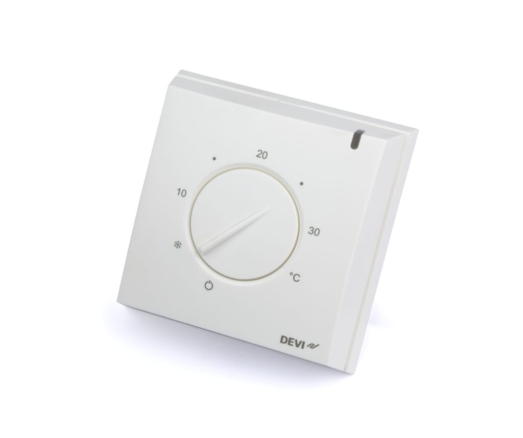 Терморегулятор для теплої підлоги DEVIreg™ 132