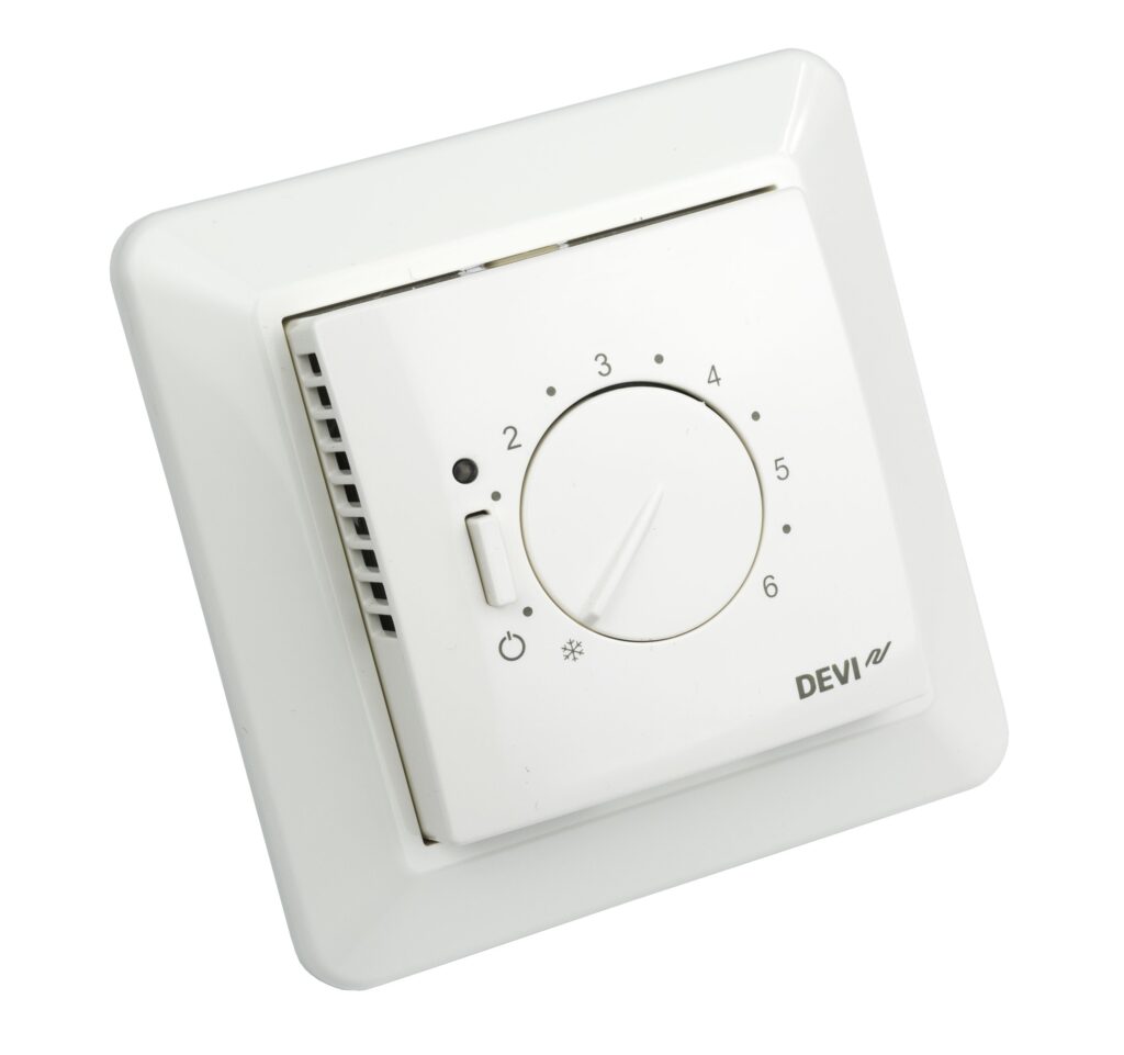 Терморегулятор для теплої підлоги DEVIreg™ 530 (+5 °С ÷ + 45 °С)