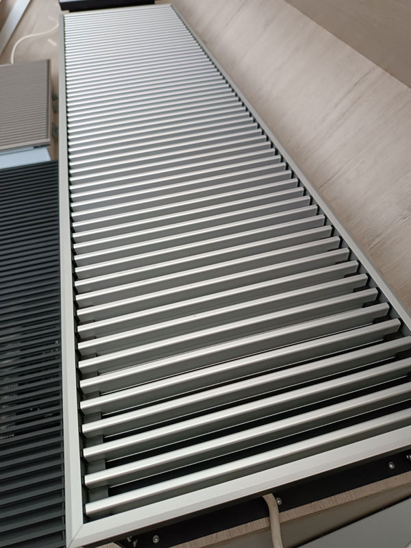 Carrera-reshetka-HT-Satin-1.jpg Решітка НТ 230/1000 Carrera Сатин