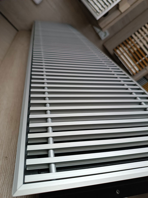 Carrera-satin-65-3_tsph-gc.jpg Решітка металева Carrera MT 230/1000