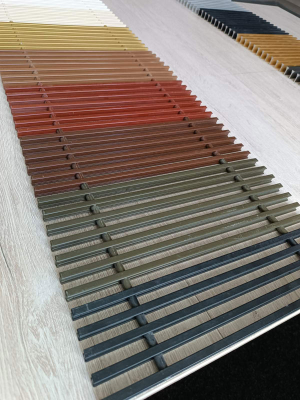 Reshitka-M65-1.jpg Решітка металева Carrera MT 230/3000