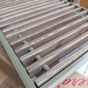 Решітка з рамкою S 230/3000 (рамка ZN + дерев'яна решітка WR)