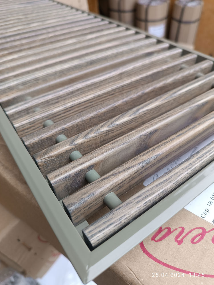 Решітка з рамкою S 230/3000 (рамка ZN + дерев'яна решітка WR)