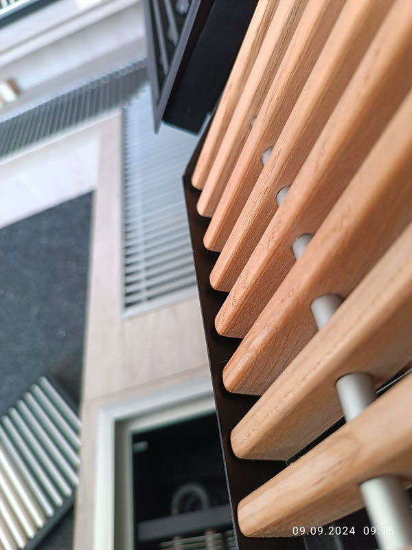 Решітка дерев'яна 230/3000 WR