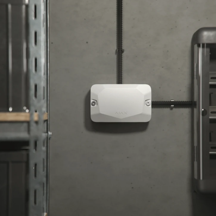 Модуль для розгалуження лінії Fibra на чотири лінії Ajax LineSplit Fibra