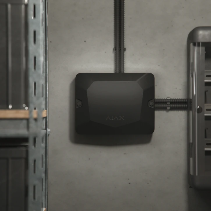 Реле 4-канальне з дистанційним керуванням Ajax MultiRelay Fibra