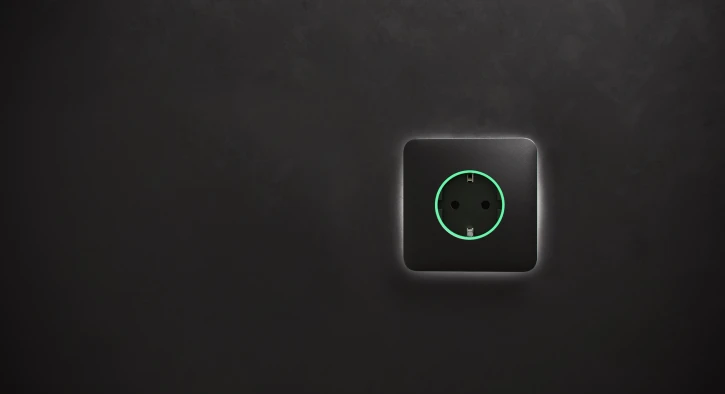 Розумна вбудована розетка з функцією моніторингу споживання електроенергії Ajax Outlet [type F] Jeweller Ivory