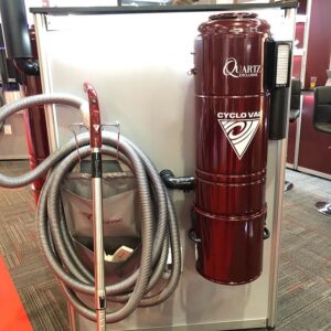 Пилосос Cyclovac Quarts + набір для прибирання 10.68 м