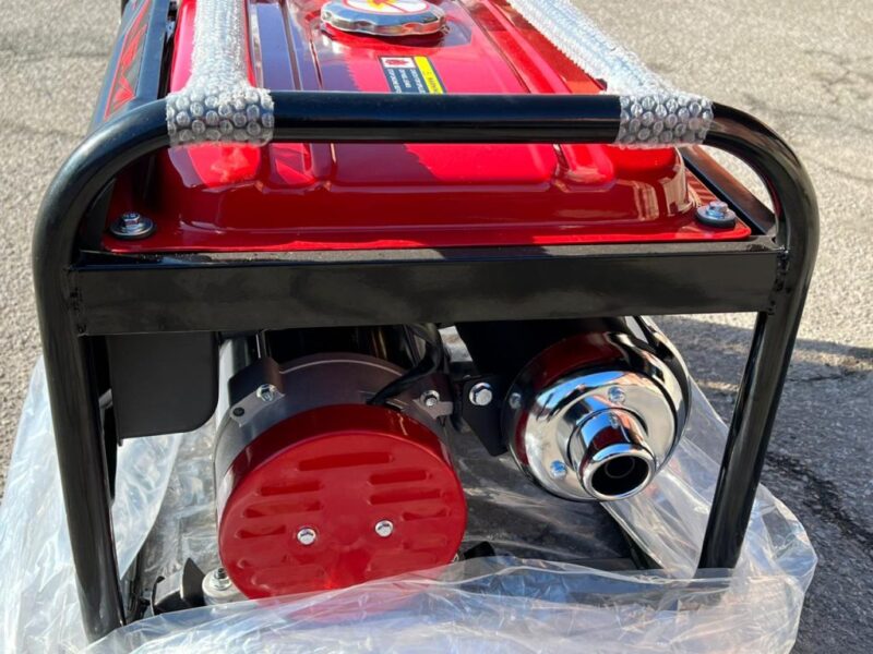 Бензиновий генератор DDT MY4000 - 3,6 (4)кВт