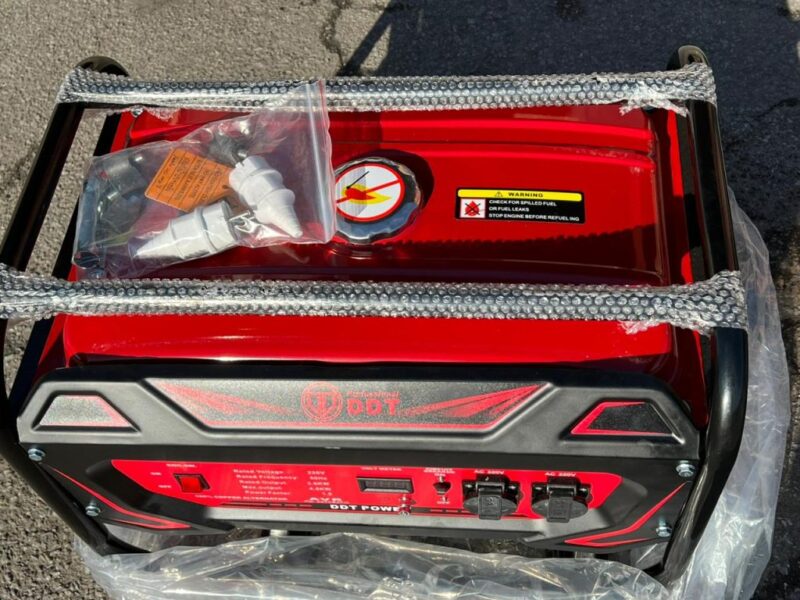 Бензиновий генератор DDT MY4000 - 3,6 (4)кВт